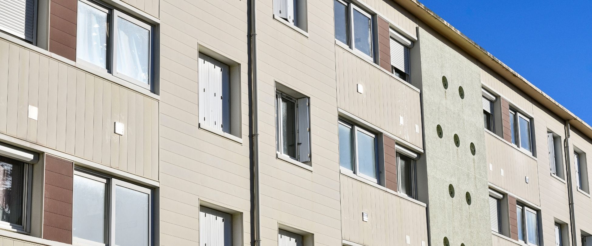 Une façade d'immeuble à Thouars