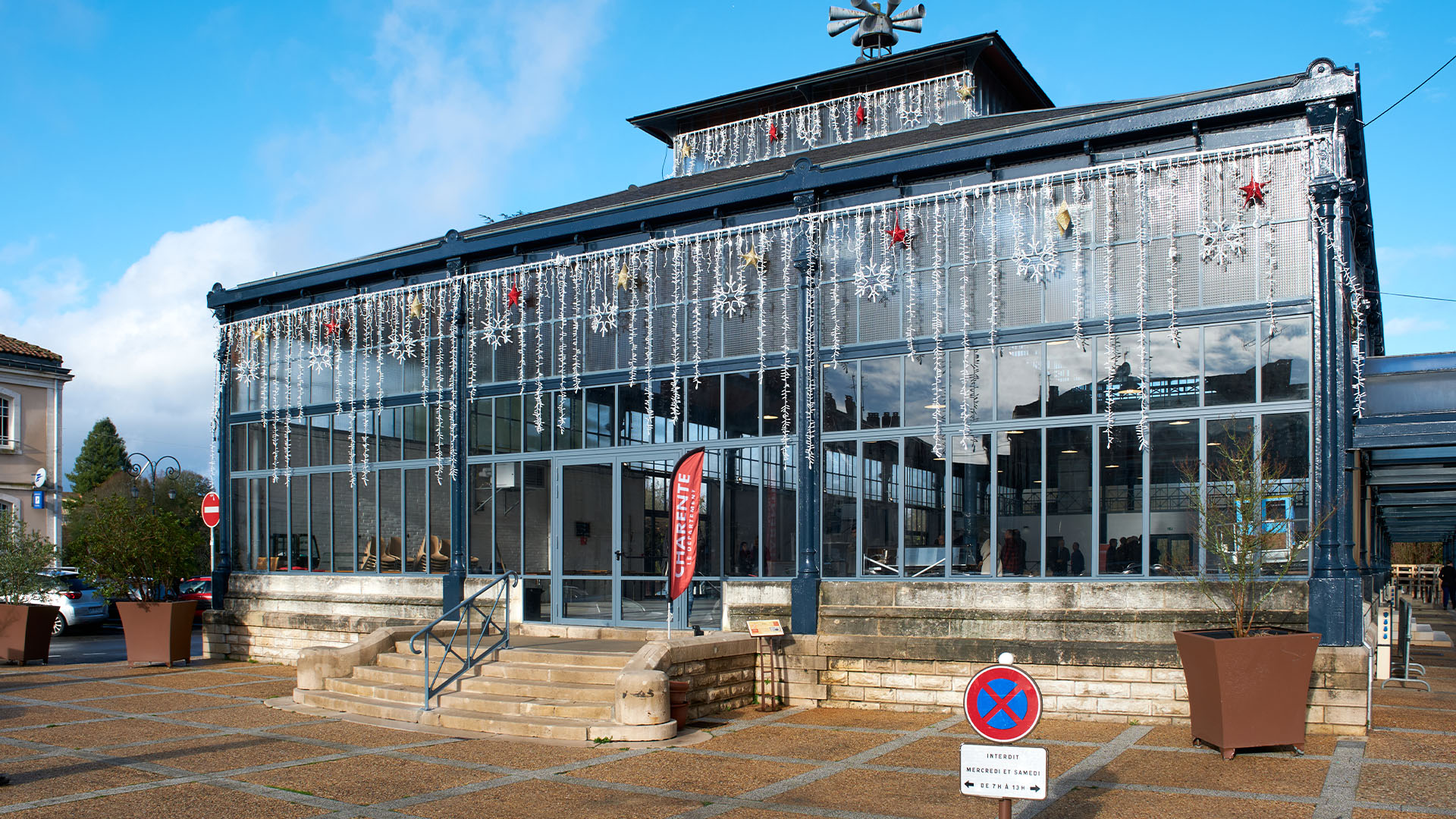 La halle de Confolens