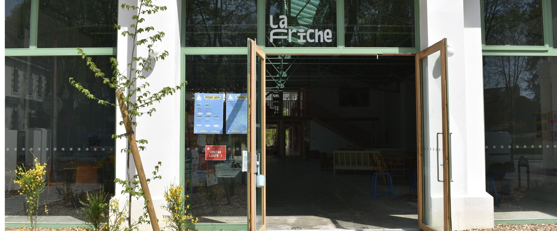 vue de l'enseigne du tiers-lieu
