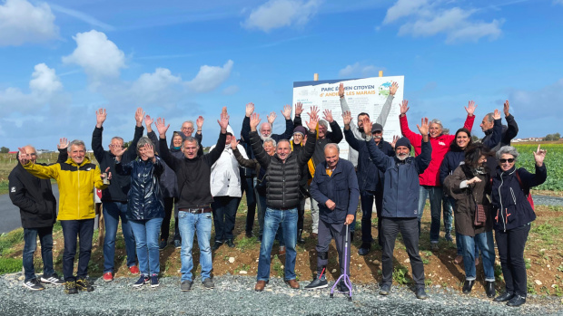des actionnaires citoyens environ une vingtaine devant le projet