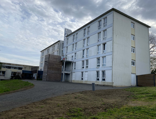 façade extérieure du bâtiment accueillant les studios