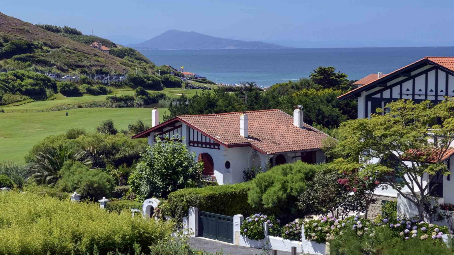 vue sur le golf et le château d'Ilbarritz