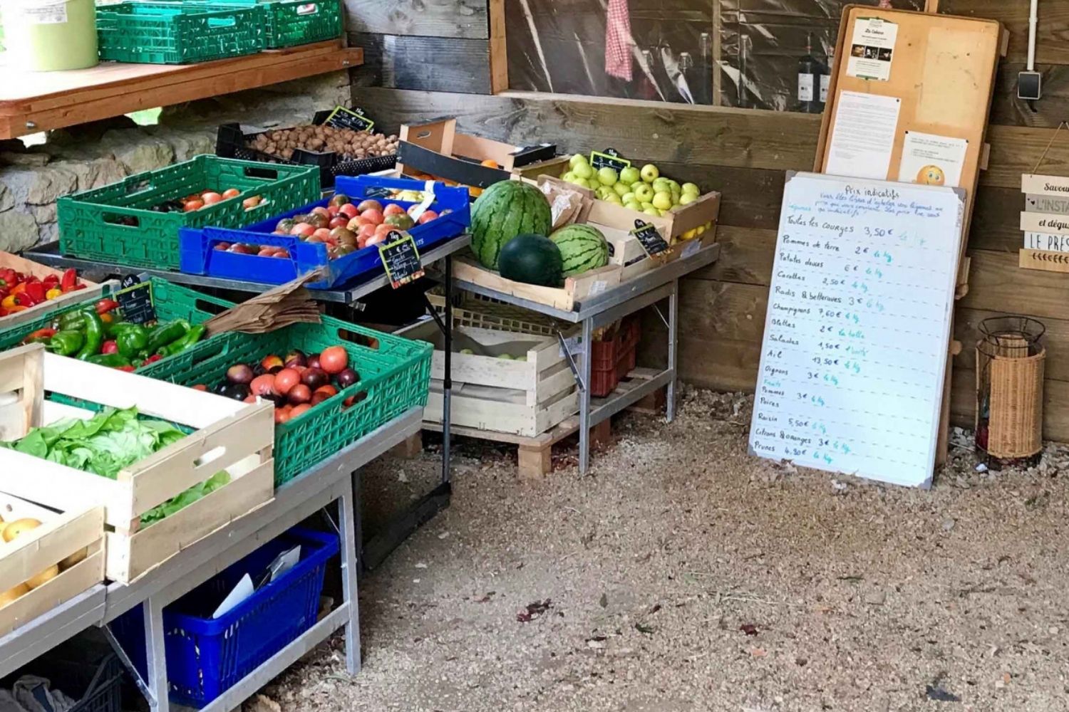des étales d'un marché