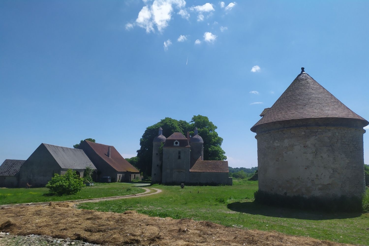 des bâtiments pour accueillir des espèces 