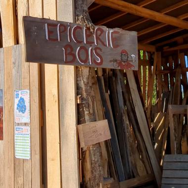 Au coin des scieurs : quand la forêt inspire un projet collectif et durable