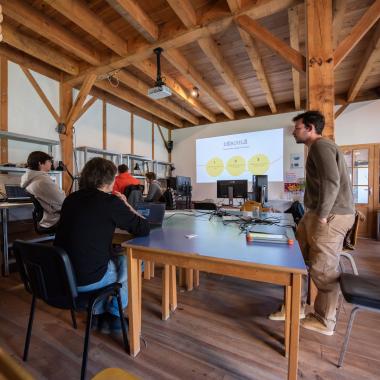 Se former et travailler : des compétences pour faire vivre les territoires 