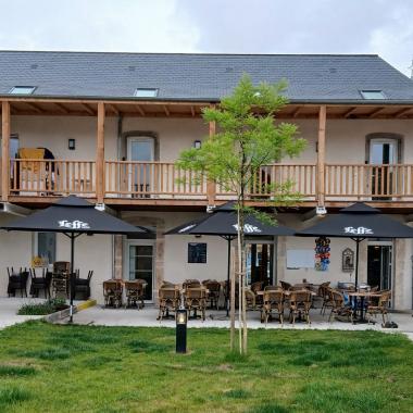 Lestelle Café, un bar restaurant et bien plus encore